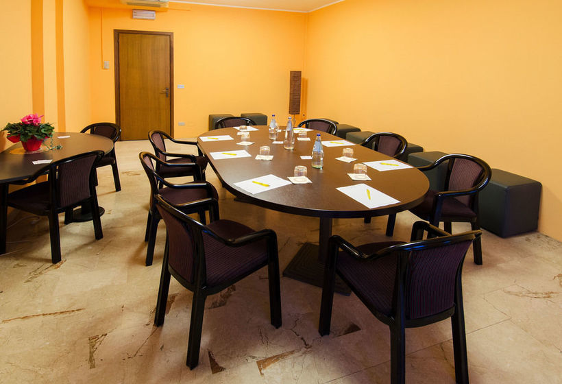 Hotel Oasi