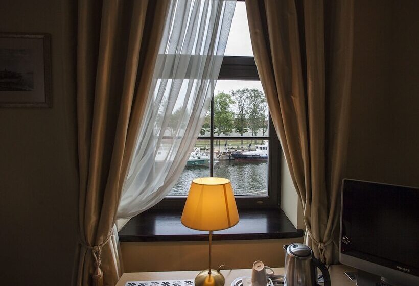 هتل Old Mill Comfort