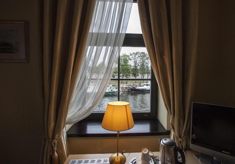 هتل Old Mill Comfort