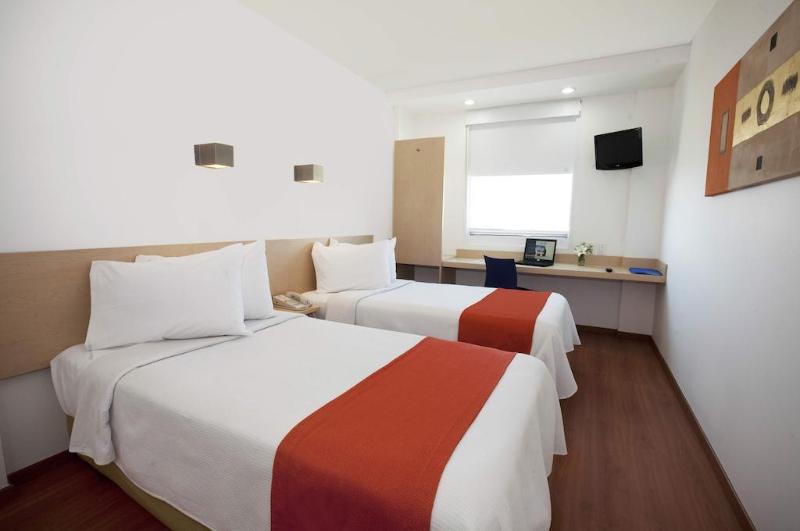 Fotos del hotel One Saltillo Derramadero:  37
