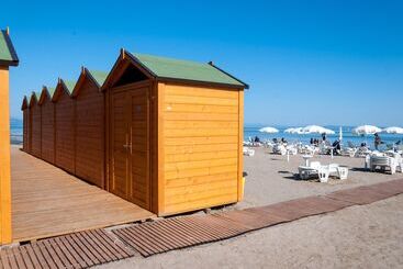هتل Villaggio Ca' Laguna