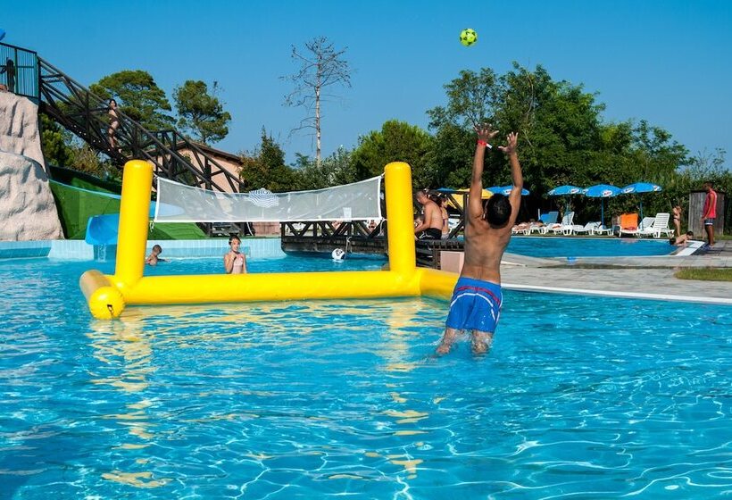 هتل Villaggio Ca' Laguna