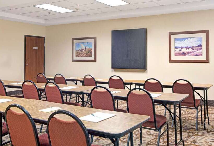 هتل Wingate By Wyndham Houston Bush Intercontinental Airport