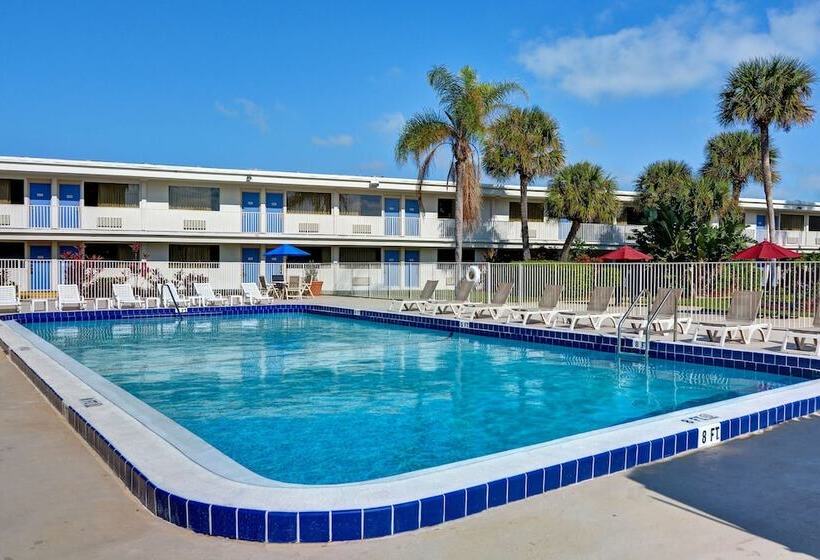 Motel 6cocoa Beach, Fl