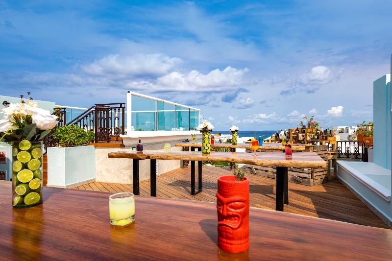 استراحتگاه Wyndham Alltra Playa Del Carmen Adults Only All Inclusive
