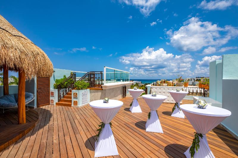 استراحتگاه Wyndham Alltra Playa Del Carmen Adults Only All Inclusive