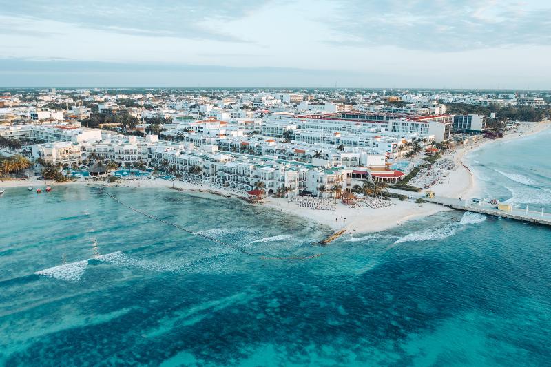 استراحتگاه Wyndham Alltra Playa Del Carmen Adults Only All Inclusive