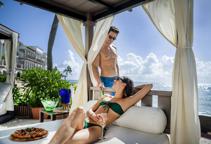 استراحتگاه Wyndham Alltra Playa Del Carmen Adults Only All Inclusive