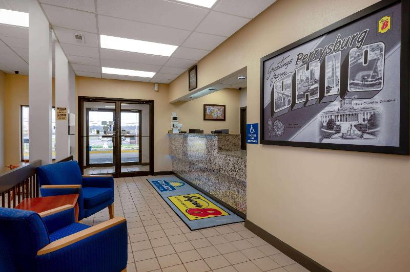 בית מלון כפרי Days Inn By Wyndham Perrysburg Toledo