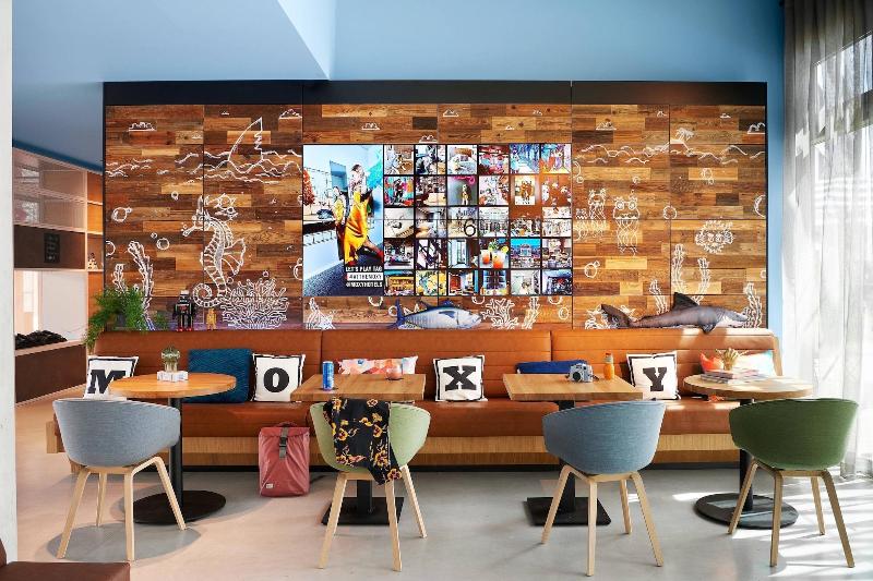 هتل Moxy Sophia Antipolis