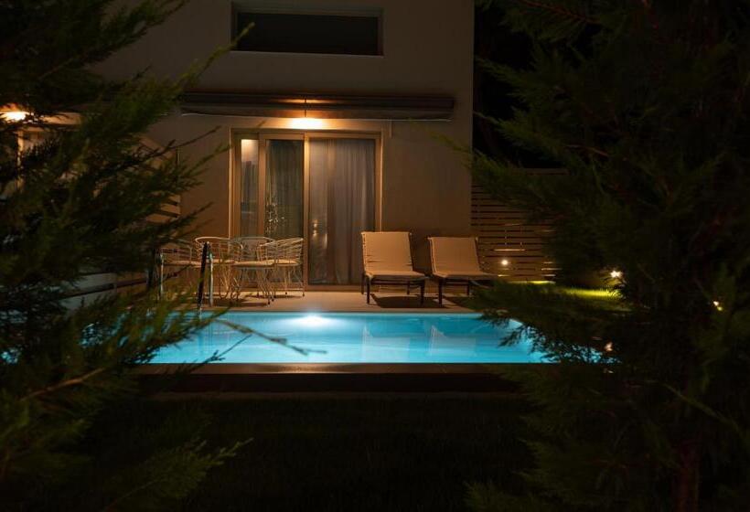 Scarabeo Hotel & Villas Parga