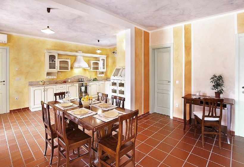 Beautiful Villa With Swimming Pool Surrounded By A Natural Fence