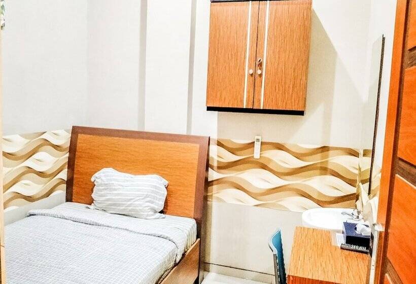 هتل Pondok Indah Homestay By Ecommerceloka