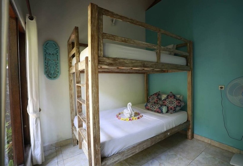 Kirana Homestay Breeze Bungalow