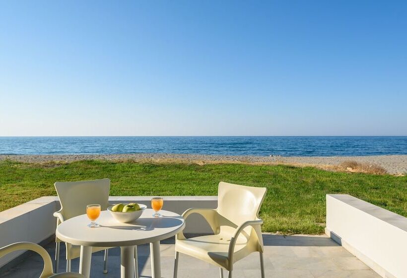 Kostakis Beach