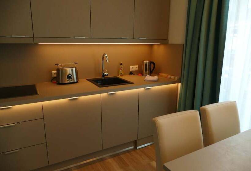 Meyn S Apartments &