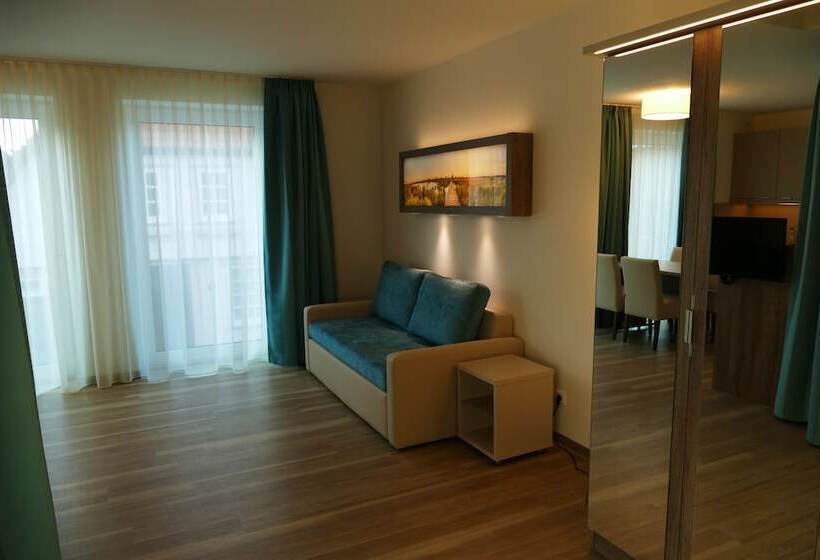Meyn S Apartments &