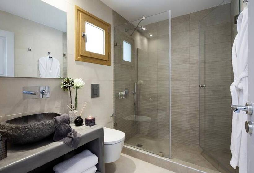 Пансион Alyvia Suites