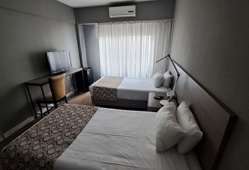 Fotos del hotel 8 De Octubre:  4