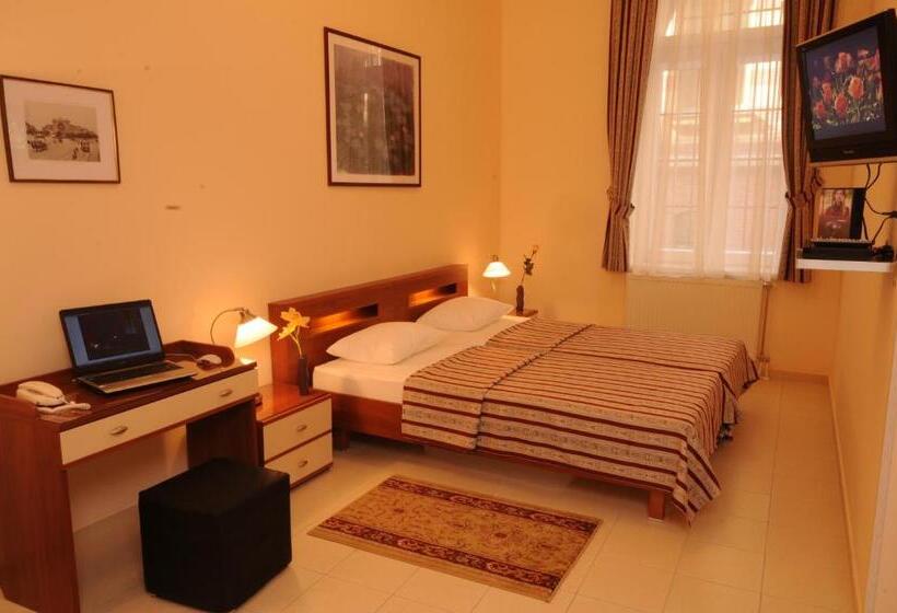 Fotos del hotel Budapest Museum Central:  5