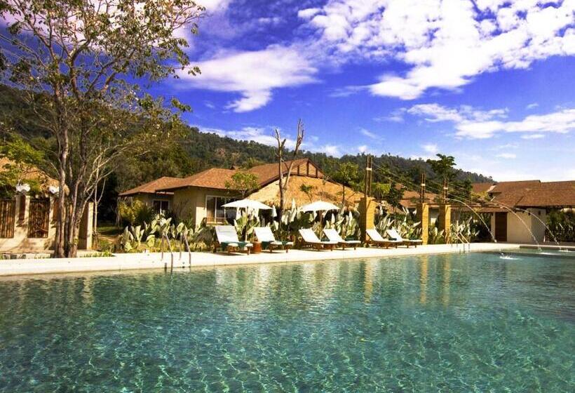 هتل Centara Chaan Talay Resort And Villas Trat
