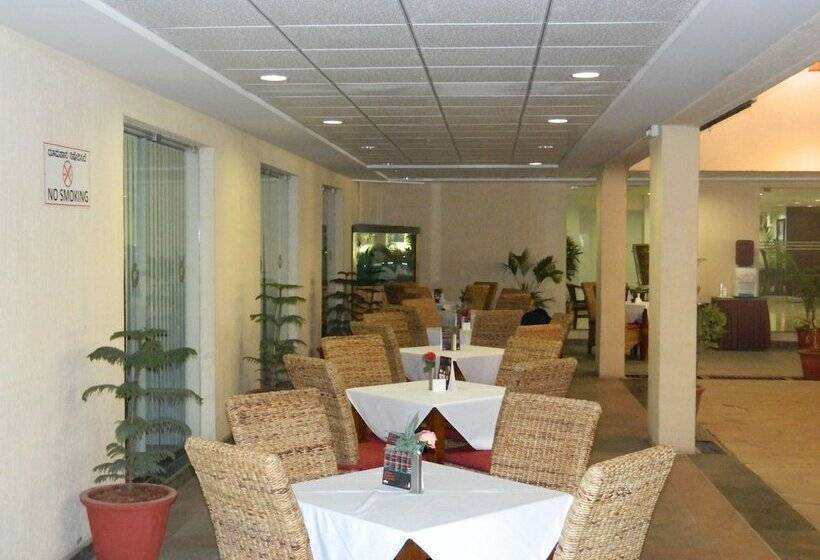 Fotos del hotel Evoma Bangalore:  6