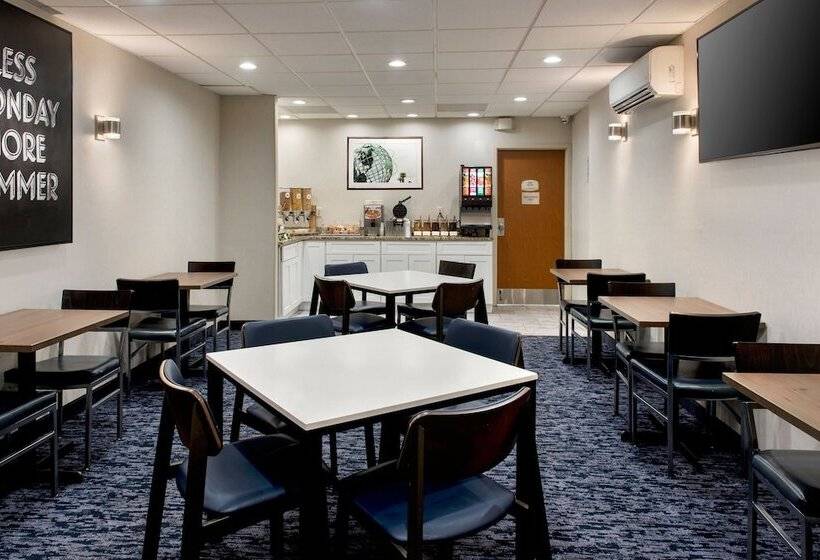 Hotel Fairfield Inn New York Laguardia Airport/flushing