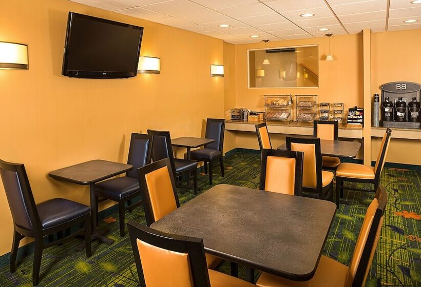 Hotel Fairfield Inn New York Laguardia Airport/flushing