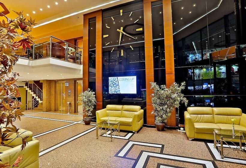 Fotos del hotel Grand Madrid:  26