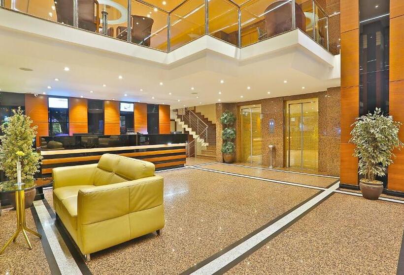 Fotos del hotel Grand Madrid:  24