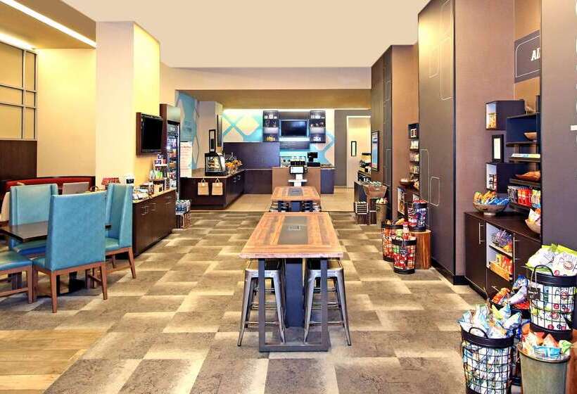 Fotos del hotel Hilton Garden Inn West 35th Street:  42