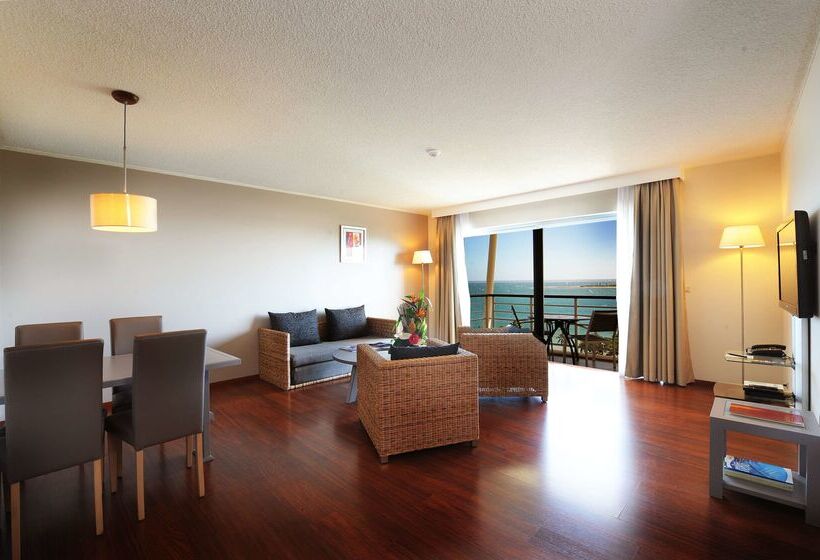 هتل Hilton Noumea La Promenade Residences