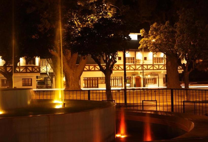 فندق Hosteria & Spa Plaza Esquel