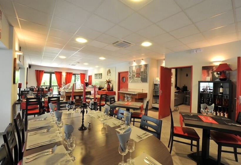 هتل Hôtel Le Relais De Trans