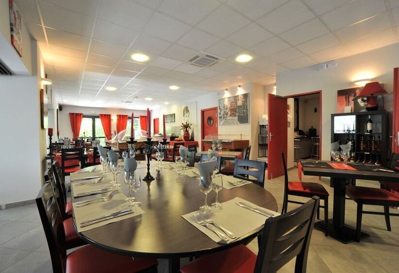 هتل Hôtel Le Relais De Trans