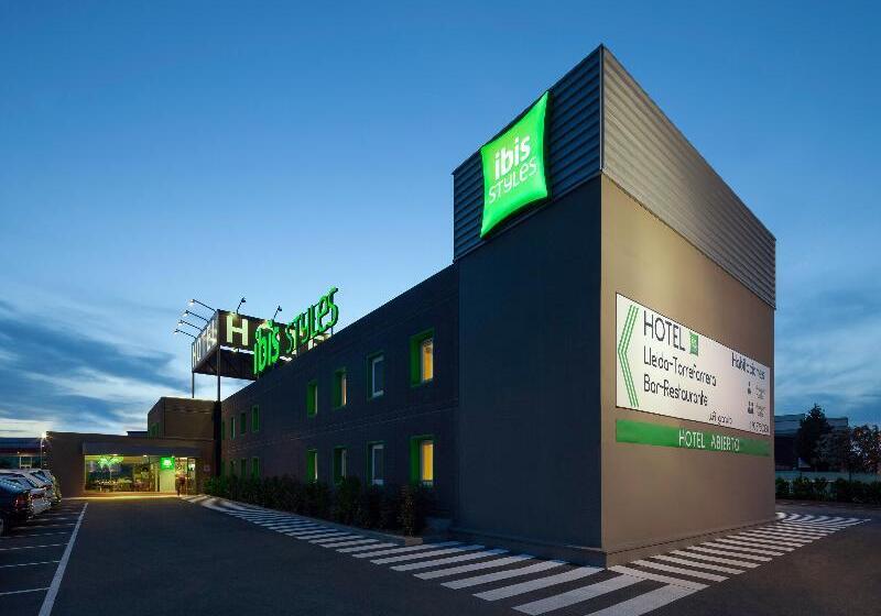 هتل Ibis Styles Lleida Torrefarrera