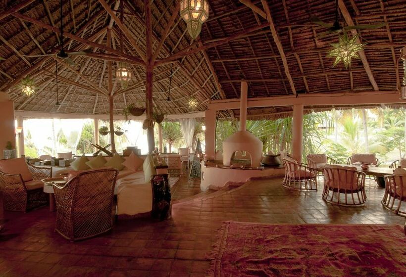 هتل Kinasi Lodge