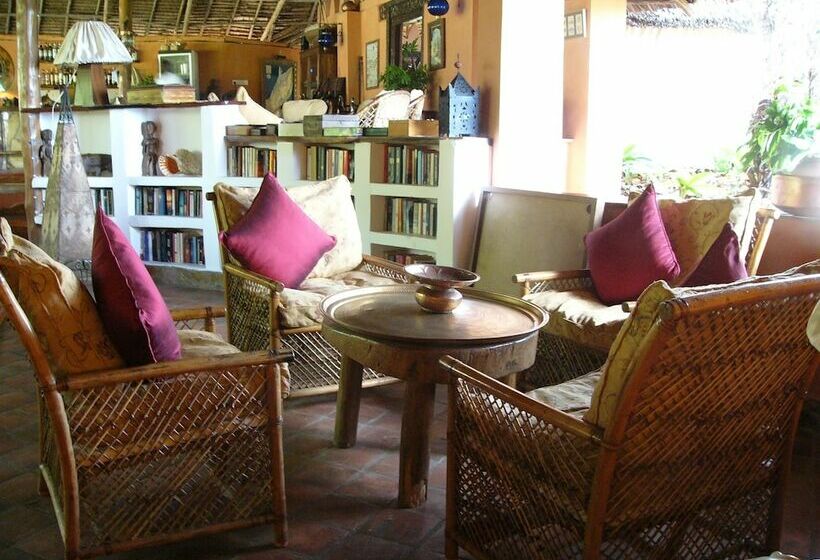 هتل Kinasi Lodge