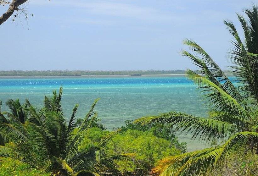 هتل Kinasi Lodge