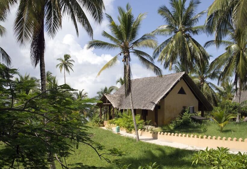 هتل Kinasi Lodge