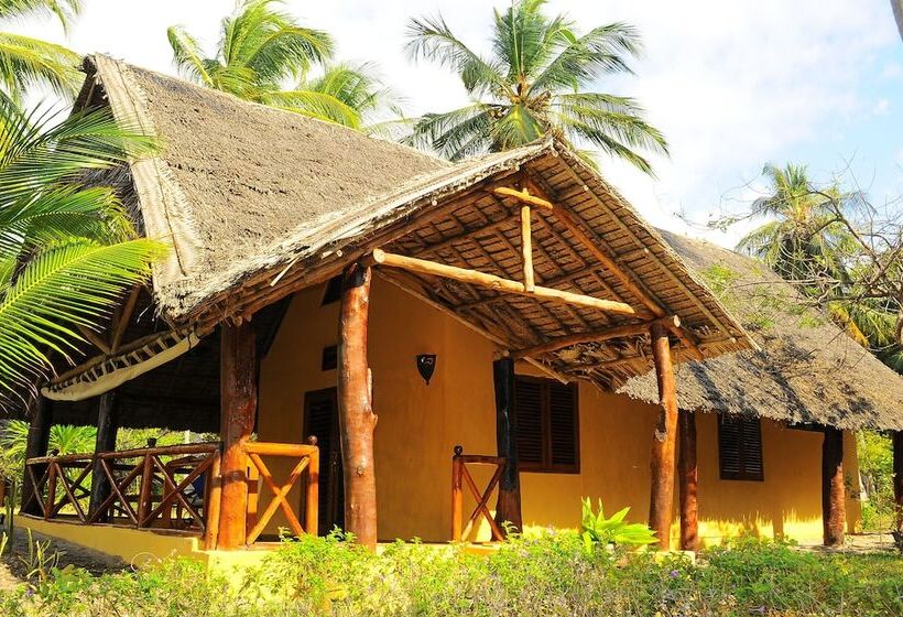 هتل Kinasi Lodge