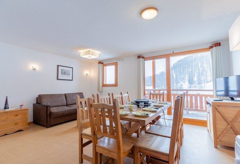 هتل Madame Vacances Residence Le Parc Des Airelles
