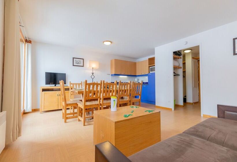هتل Madame Vacances Residence Le Parc Des Airelles