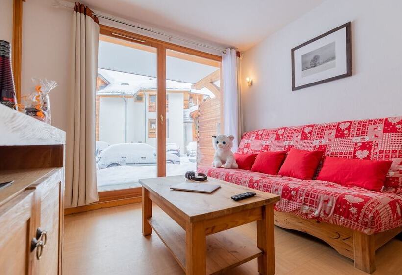 هتل Madame Vacances Residence Le Parc Des Airelles