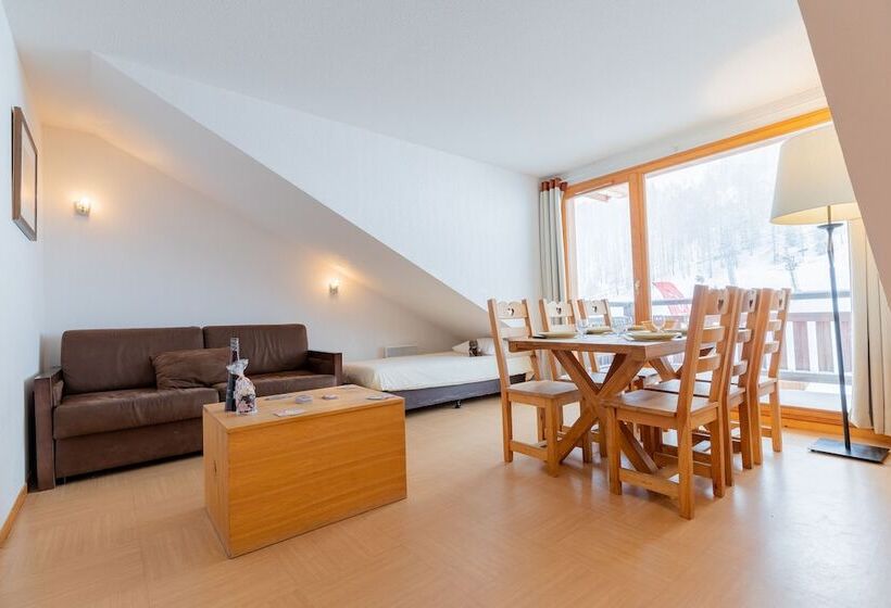 هتل Madame Vacances Residence Le Parc Des Airelles