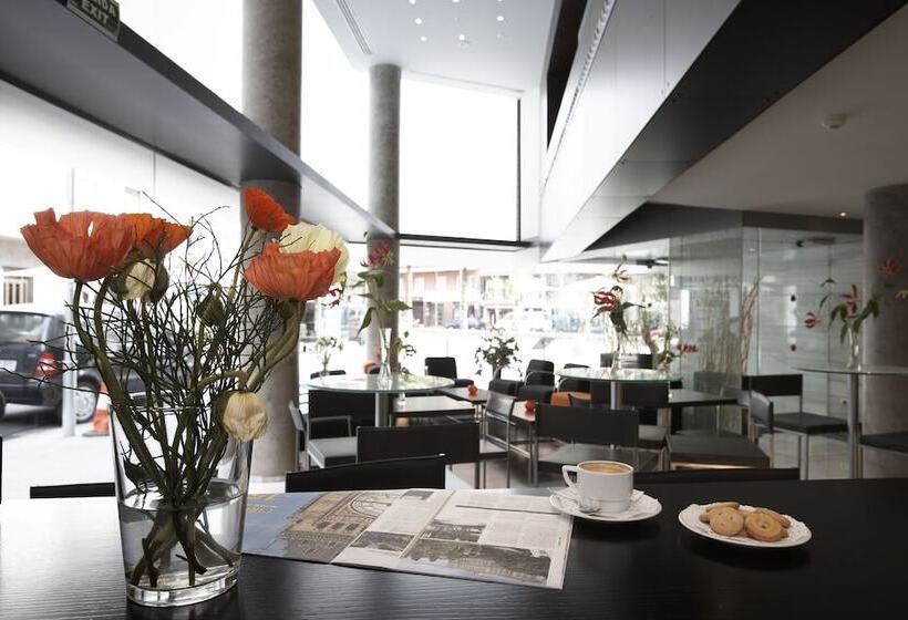 Fotos del hotel Madanis:  17