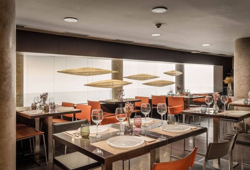 Fotos del hotel Madanis:  3