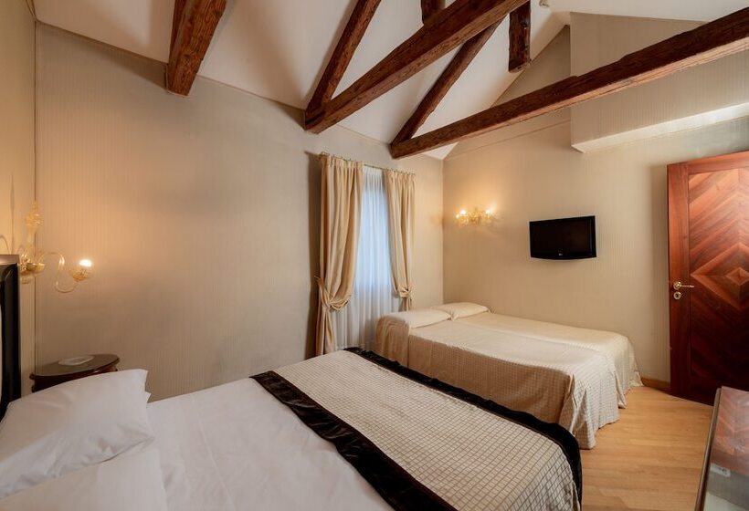 Fotos del hotel Paganelli:  3