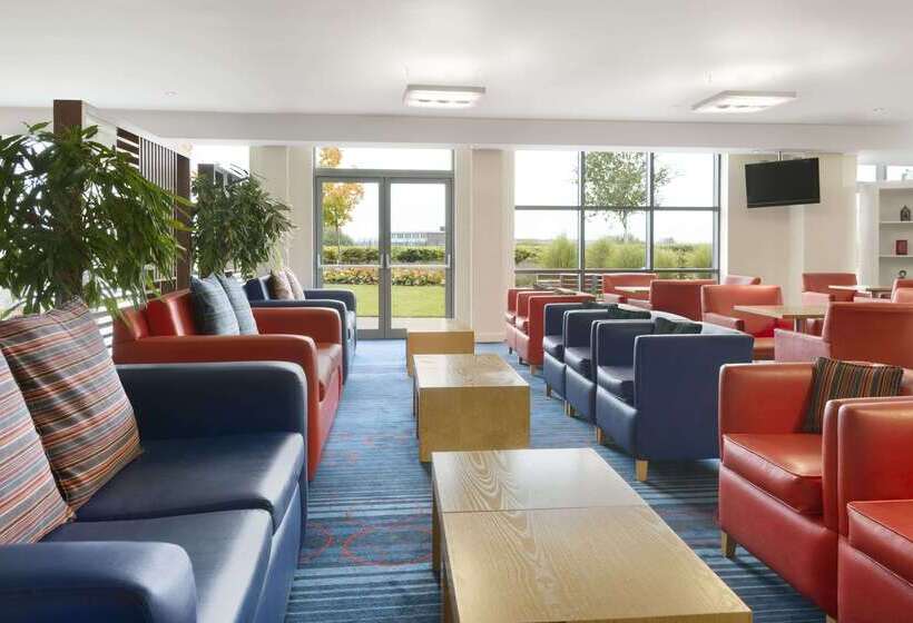هتل Ramada Encore By Wyndham Doncaster Airport