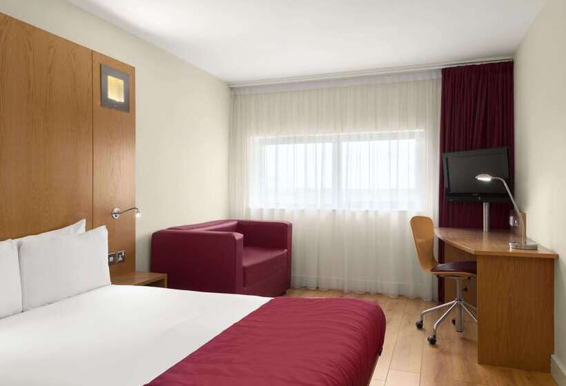 Hotel Ramada Encore By Wyndham Doncaster Airport